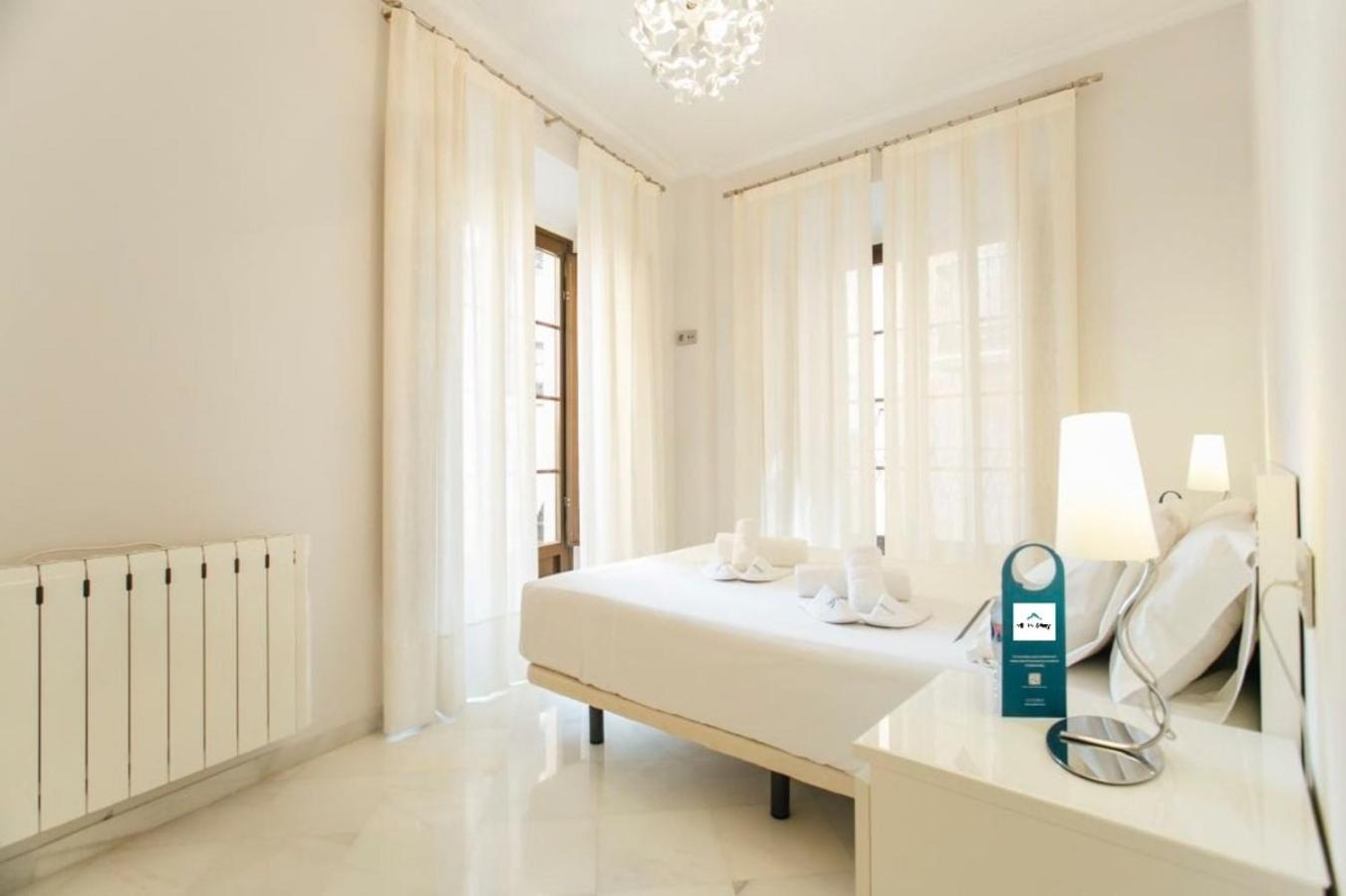 Minimalism And Modern- 2Bd 1Bth- Las Setas เซบีญา ภายนอก รูปภาพ