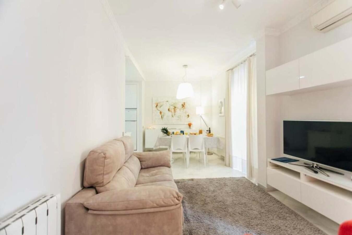 Minimalism And Modern- 2Bd 1Bth- Las Setas เซบีญา ภายนอก รูปภาพ