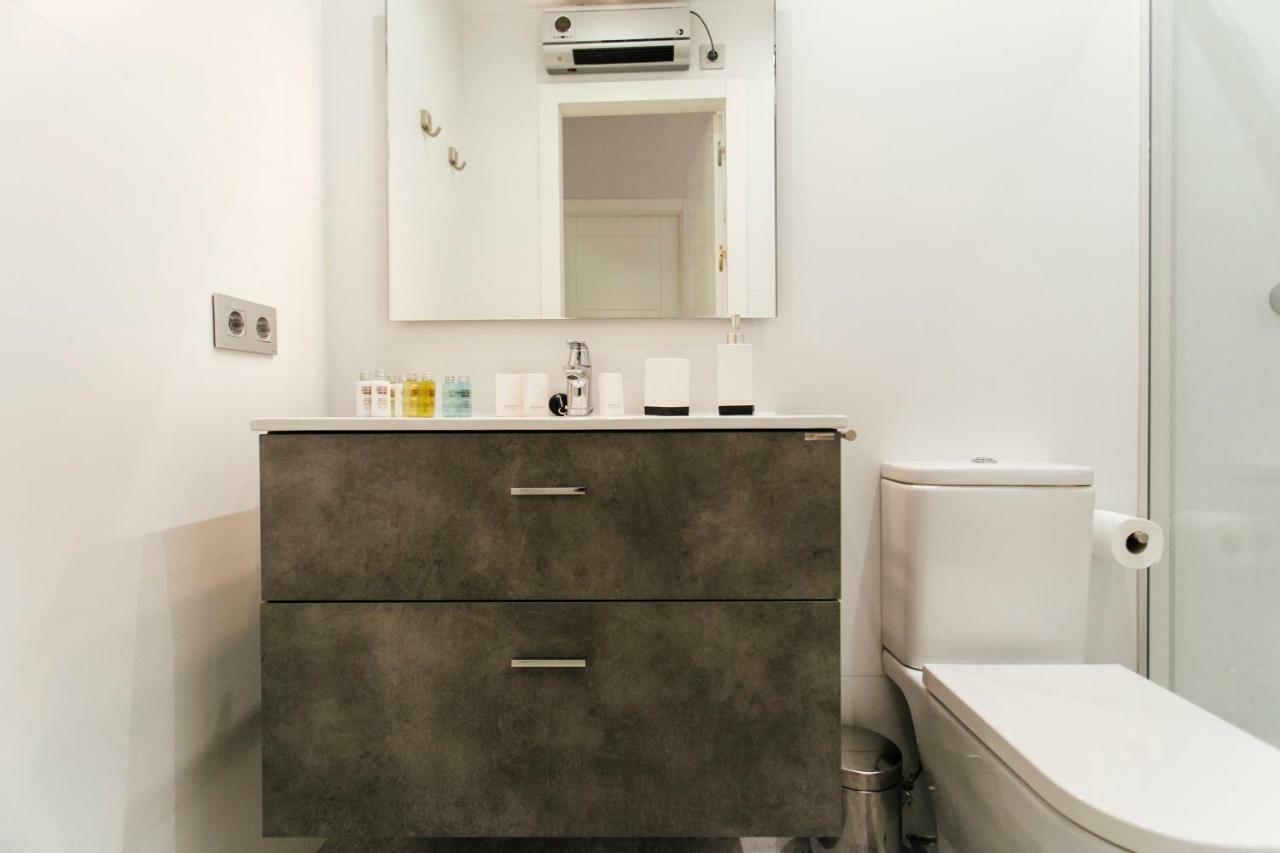 Minimalism And Modern- 2Bd 1Bth- Las Setas เซบีญา ภายนอก รูปภาพ